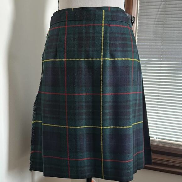 Edinburgh old town weavingKilt Skirt Size 28 inches
